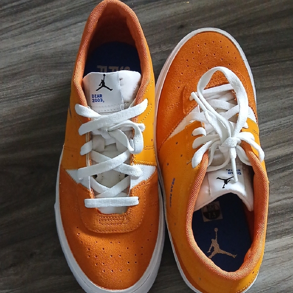 Nike Air Jordan Dear 2003 .05 Washington Wizards Low Sneakers